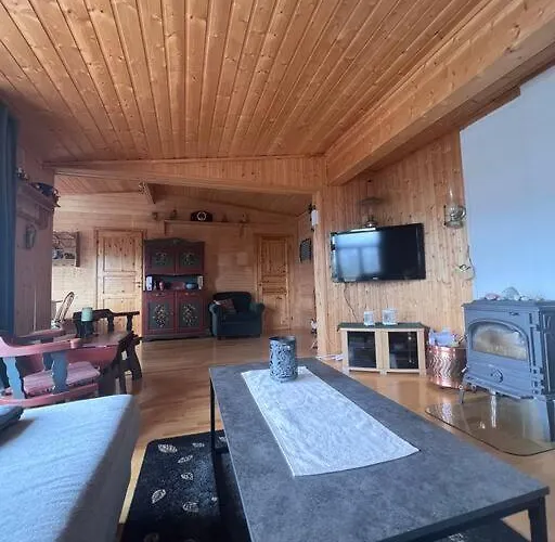 Cozy And Spacious