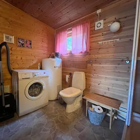 Cozy And Spacious 펜션 *
